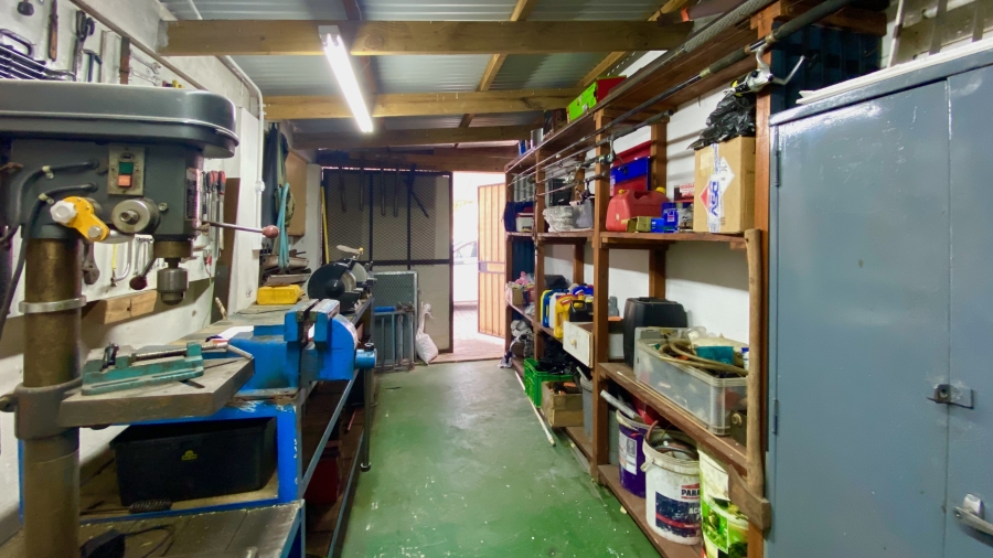 3 Bedroom Property for Sale in Velddrif Western Cape